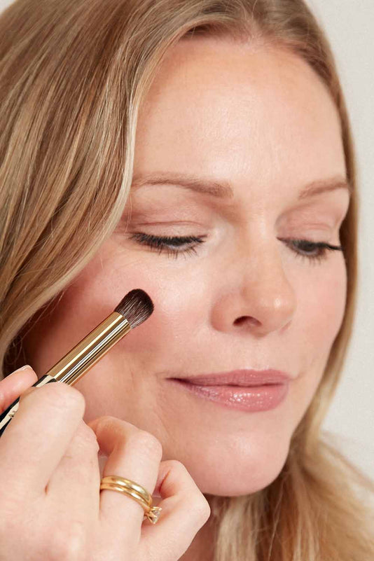 #24 Concealer Touch-up Pinsel - by AndBloom