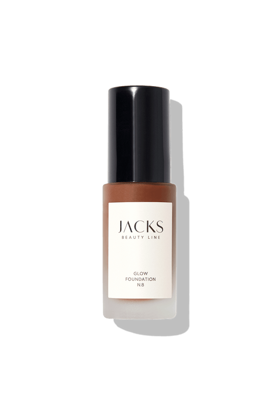 #farbwunsch_n-8, JACKS beauty line Glow Foundation Flakon N.8
