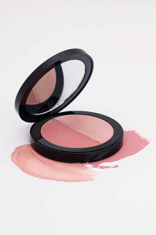offenes JACKS beauty line Cream Blush Duo mit Swatches auf dem Untergrund