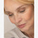 Frau geschminkt mit Lidschatten Farben Mauve Sparkle und Stone von JACKS beauty line