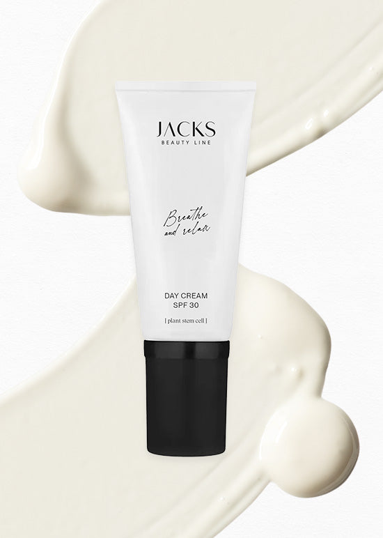 JACKS beauty line Day Cream mit Cremeswatches im Hintergrund
