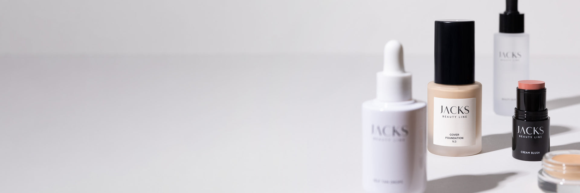 JACKS beauty line Make-up Produkte und Skincare Produkte