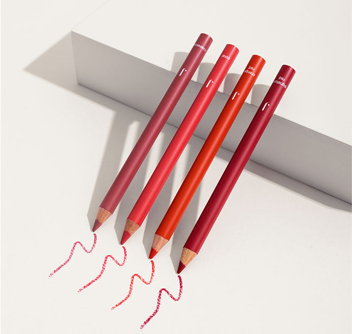 4 JACKS beauty line Lipliner inklusive Farbswatch auf Papier