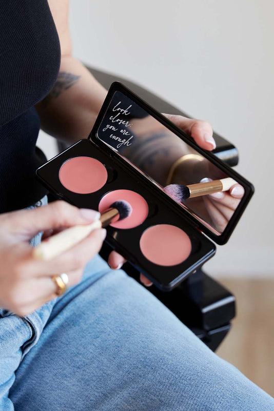 JACKS beauty line #22 Multi Blenderpinsel in der Cream Blush Palette von JACKS