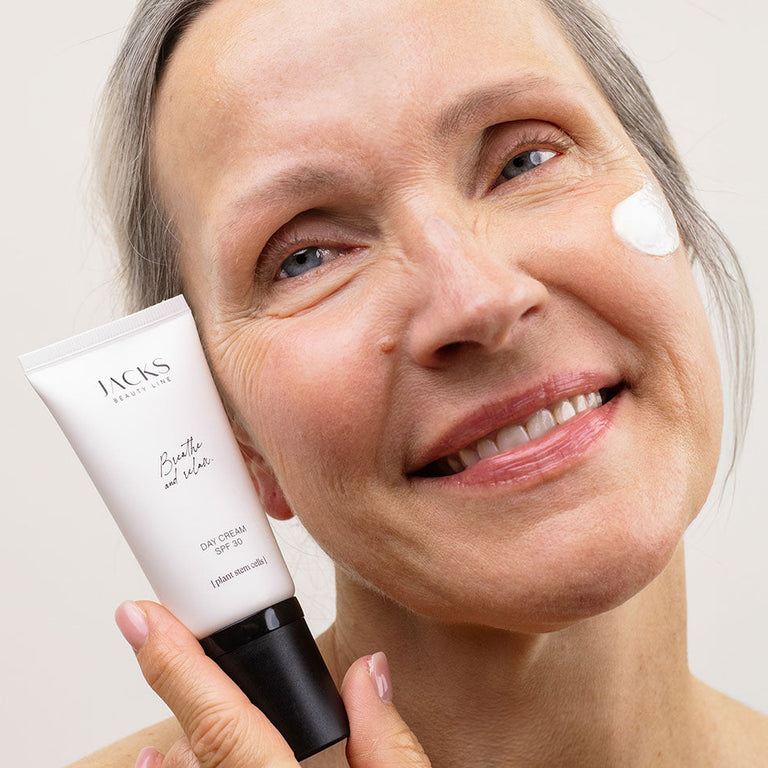 Day Cream – Skincare mit pflanzlichen Stammzellen