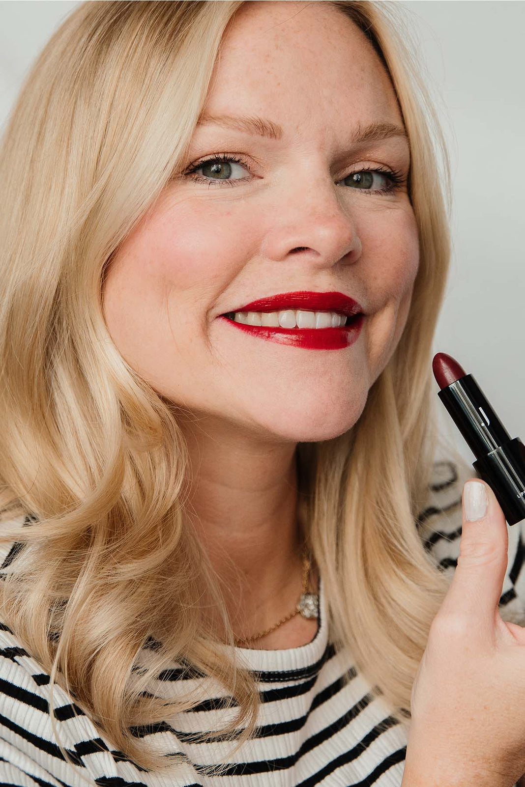 Sheer Lipstick JACKS Beauty Line Jetzt Bestellen sheer-lipstick-jacks-beauty-line-jetzt-bestellen