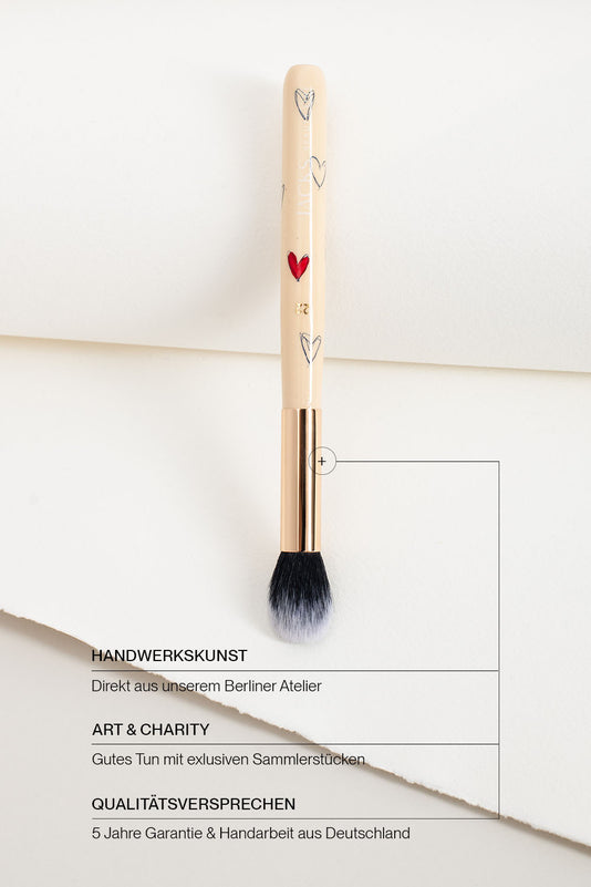 JACKS beauty line handbemalter Multi Blenderpinsel mit USPs