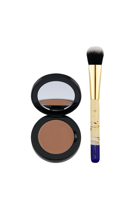 JACKS beauty line Cream Bronzer und #11 Cream Rougepinsel daneben stehend