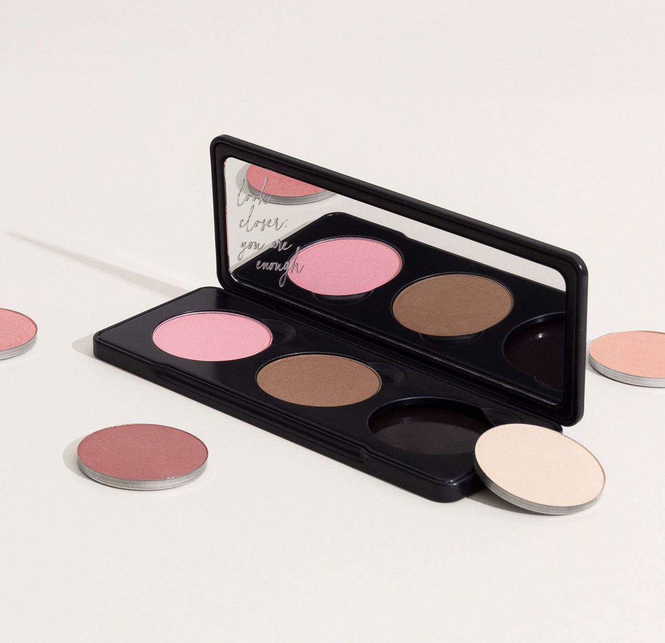 JACKS beauty line nachfüllbare Puderpalette aus Alu mit Blush, Puder und Bronzer