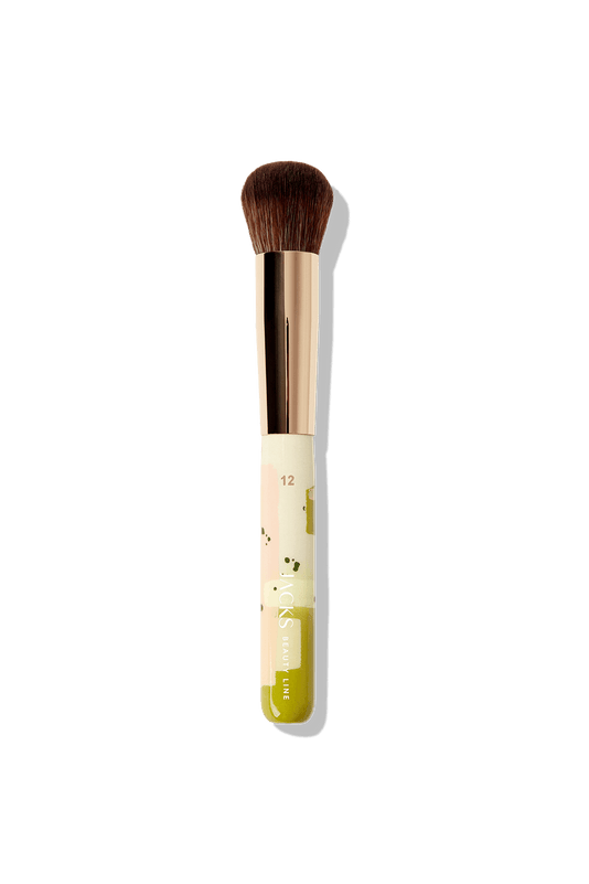 Freisteller vom handbemalten JACKS beauty line #12 Foundationpinsel in Matcha Strawberry Farben