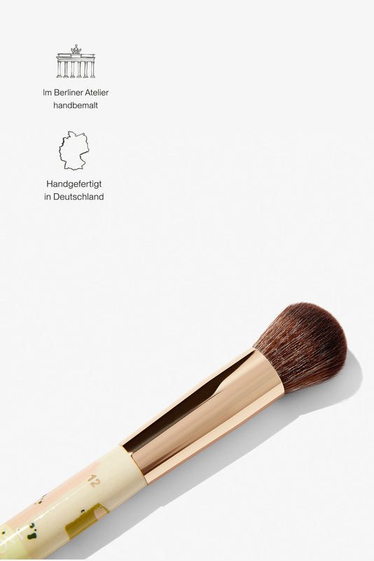 JACKS beauty line handbemalter #12 Foundationpinsel in Matcha Strawberry Farben mit USPs