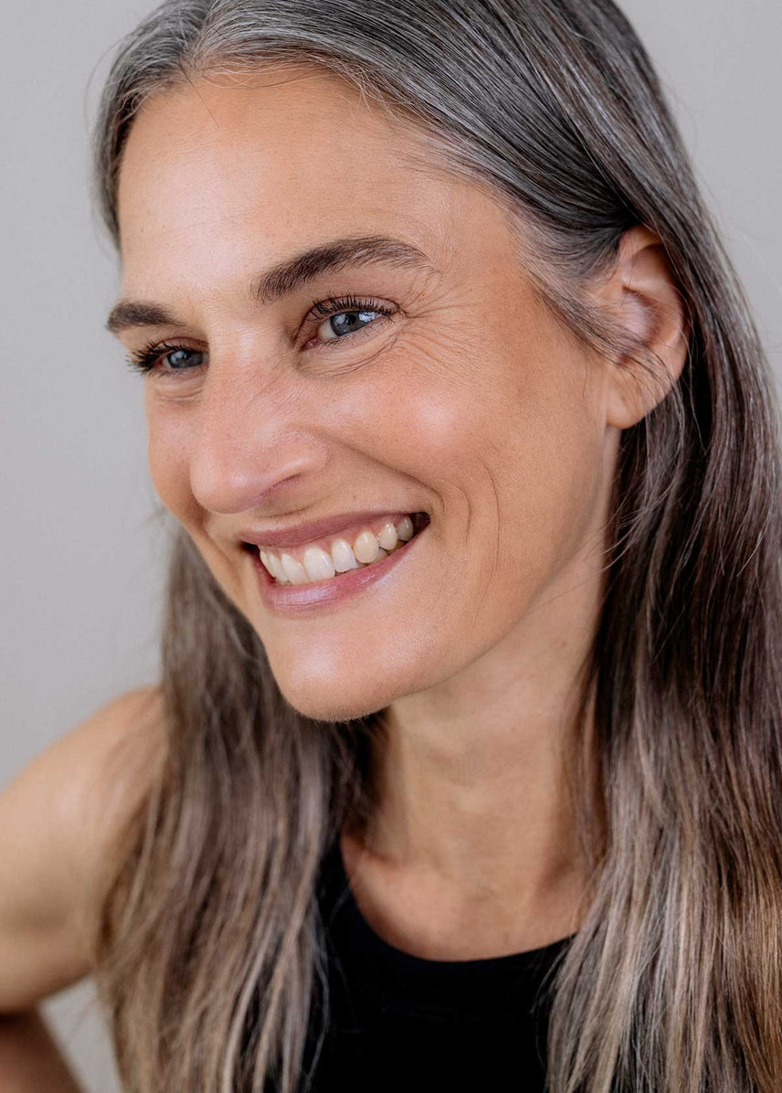 Mascara richtig auftragen: So klappt’s Schritt für Schritt | JACKS ... Mascara richtig auftragen: So klappt’s Schritt für Schritt | JACKS ...