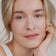 #farbwunsch_n-2, Frau trägt Cover Concealer Farbe N.2