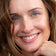 #farbwunsch_n-3, Frau trägt die JACKS beauty line Glow Foundation N3 im Gesicht