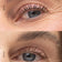 #farbwunsch_braun, Close-up von getuschten Wimpern: Vergleich braune vs. schwarze Mascara